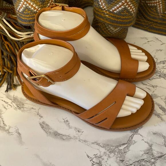 Sarto Greene Gladiator Sandal Mint 7M Worn Once Tan Color - Picture 3 of 7